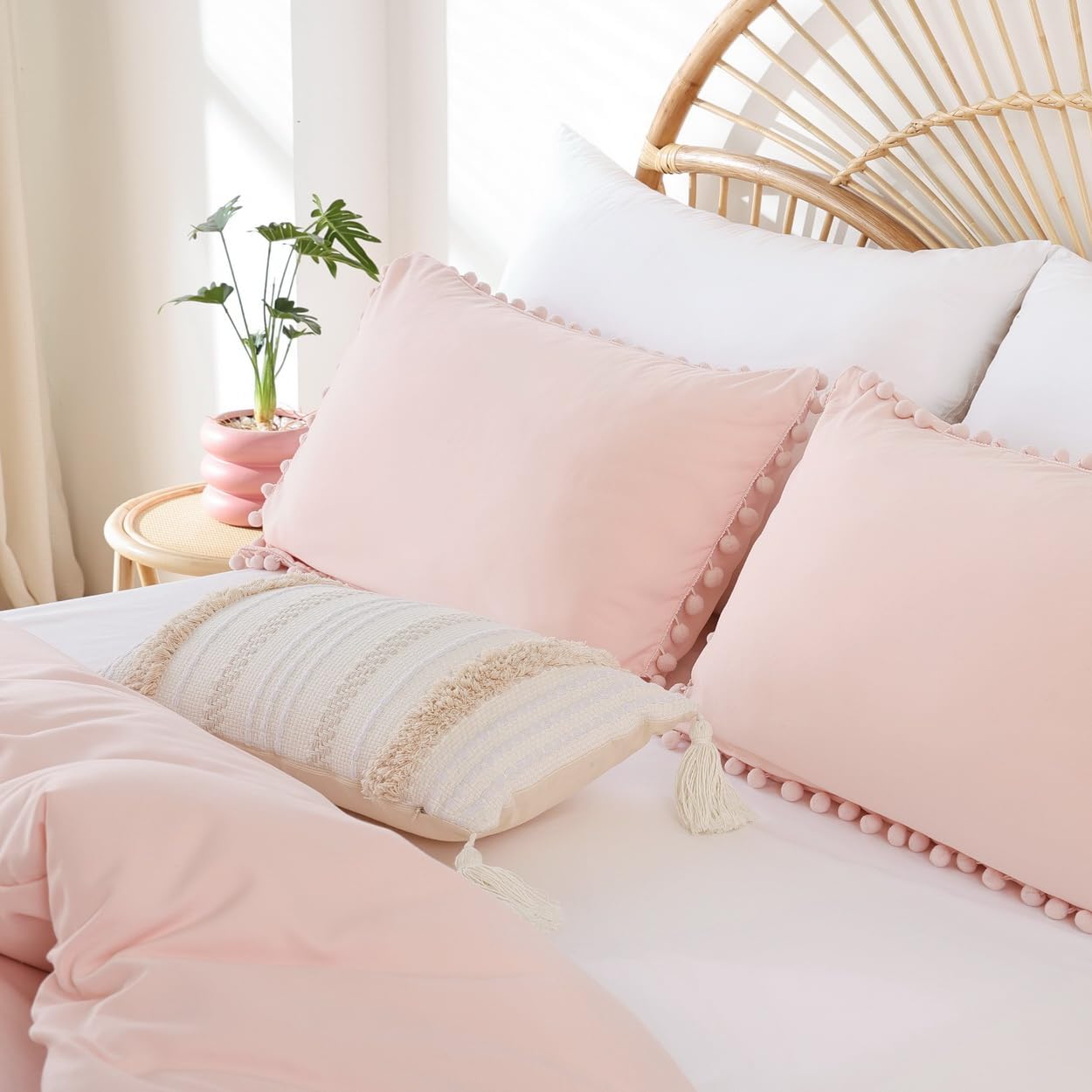 YIRDDEO Queen Comforter Set - Comforter Queen Size Sets with Ball Pom Fringe, Soft Bedding Set for All Seasons - 3 Pieces, 1 Comforter (90"x90") & 2 Pillow Shams (20"x26"), Blush