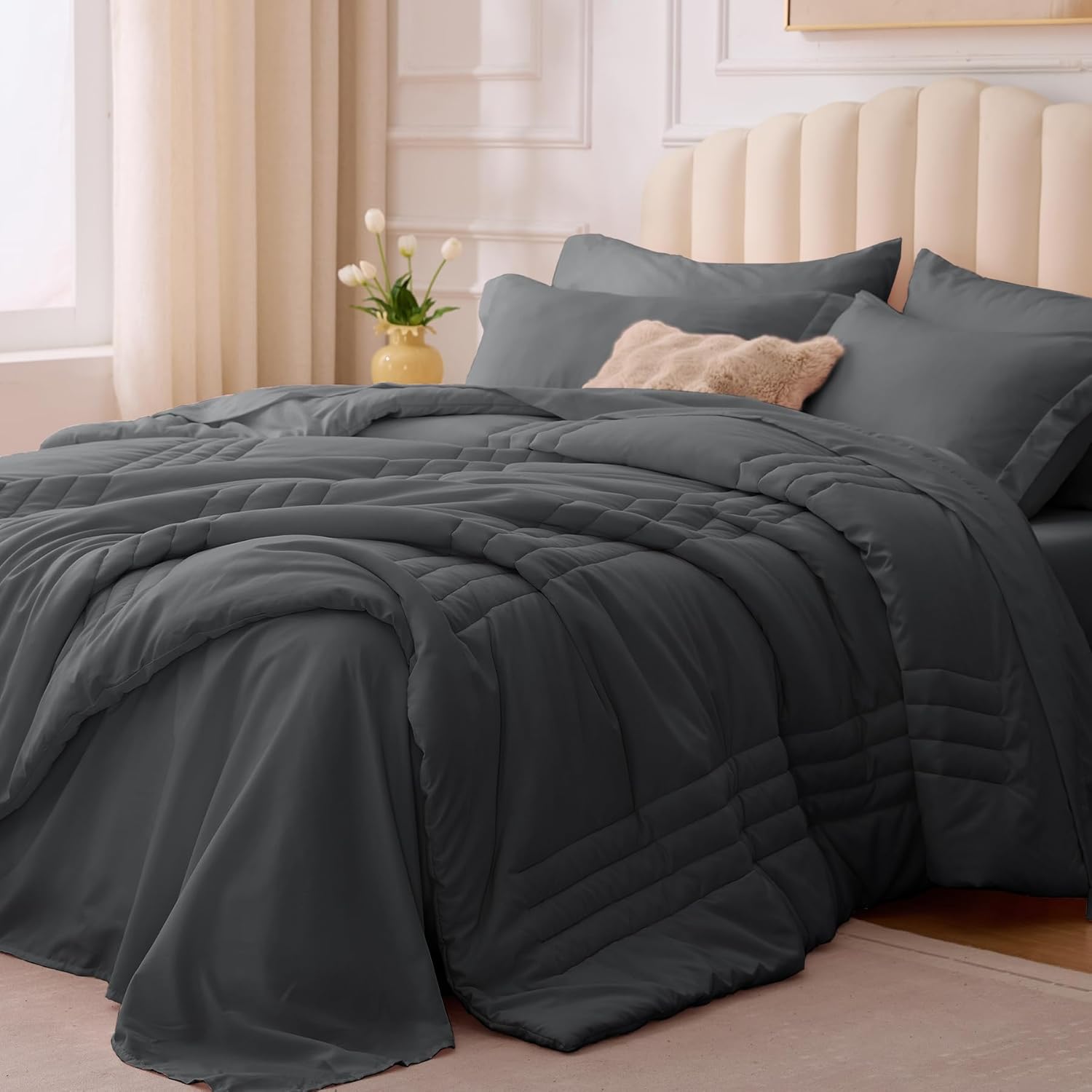 Queen Comforter Set Black - Bed in a Bag Queen Size 7 Pieces, Soft Bedding Set for All Seasons, Premium Queen Comforter Set with Comforter, Sheets, Pillowcases & Shams