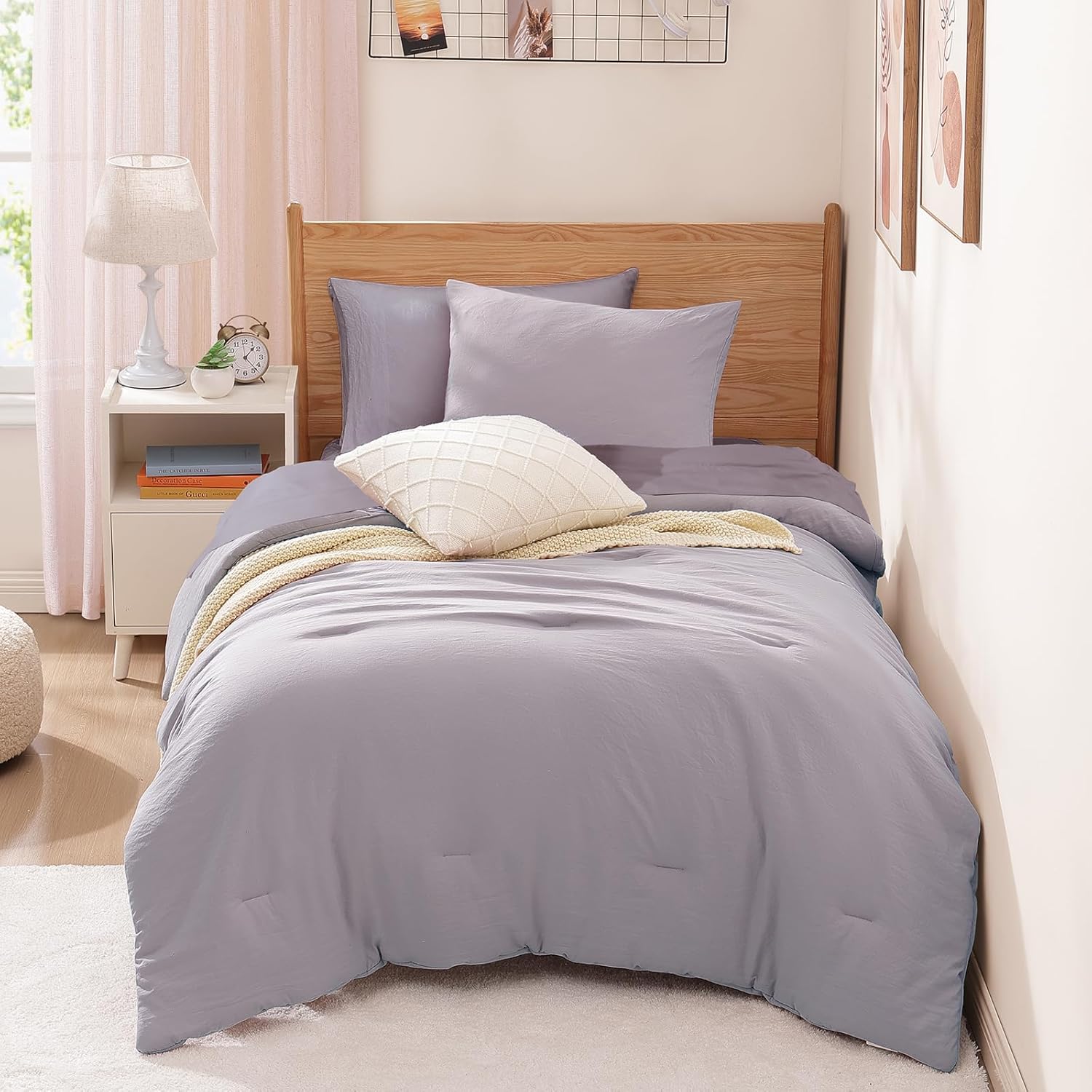 WRENSONGE Queen Comforter Set - 7 Pieces Sage Green Soft Bed in a Bag Queen with Fitted Sheet, Flat Sheet, 2 Pillow Shams, and 2 Pillowcases- Warm Bedding Sets Queen for All Season