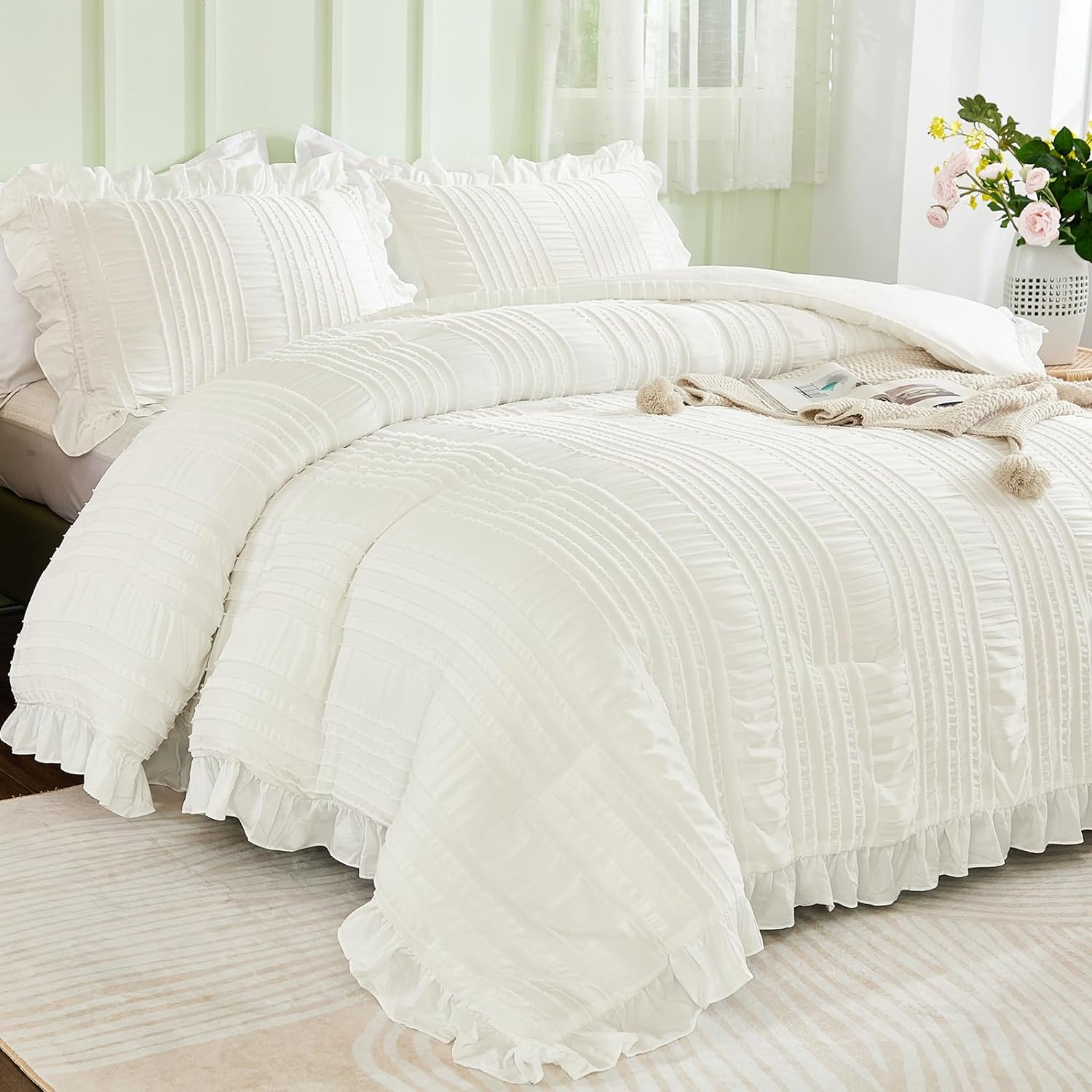 WONGS BEDDING White Queen Comforter Set,Boho Ruffle Comforter for Queen Bed,Soft Seersucker Shabby Chic Bedding Set with 1 Comforter,2 Tufted Pillowcases 90"×90"