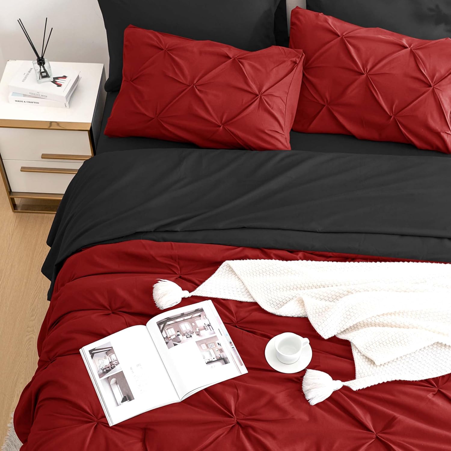 Ubauba 7pc Queen Size Comforter Set with Sheets, Pintuck 7 Piece Bedding Comforters Bed in a Bag for All Season, Pinched Pleat Bed Set with Comforter (Red and Black,Queen)