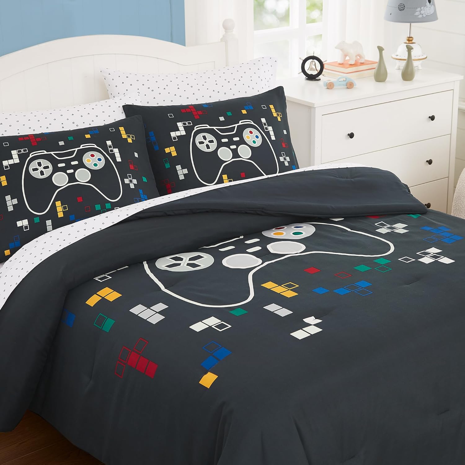 Twin Kids Comforter Set - 5 Pieces Twin Bedding Sets for Boys, Glow in The Dark Space Bed in A Bag with Sheets