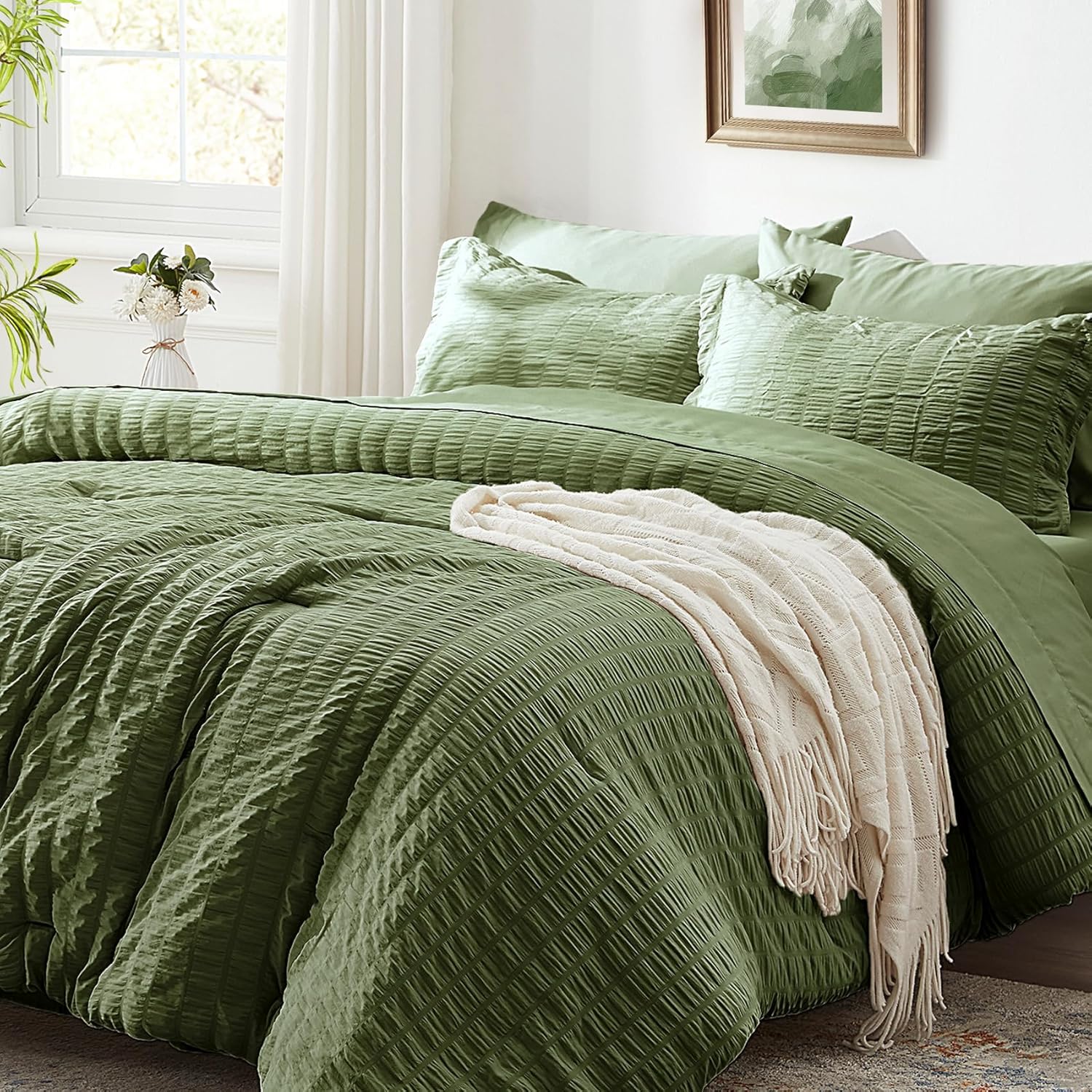 Zzlpp Queen Comforter Set 7 Pieces, Olive Green Seersucker Bed in a Bag with Comforter and Sheets, All Season Bedding Sets with 1 Comforter, 2 Pillow Shams, 2 Pillowcases, 1 Flat Sheet