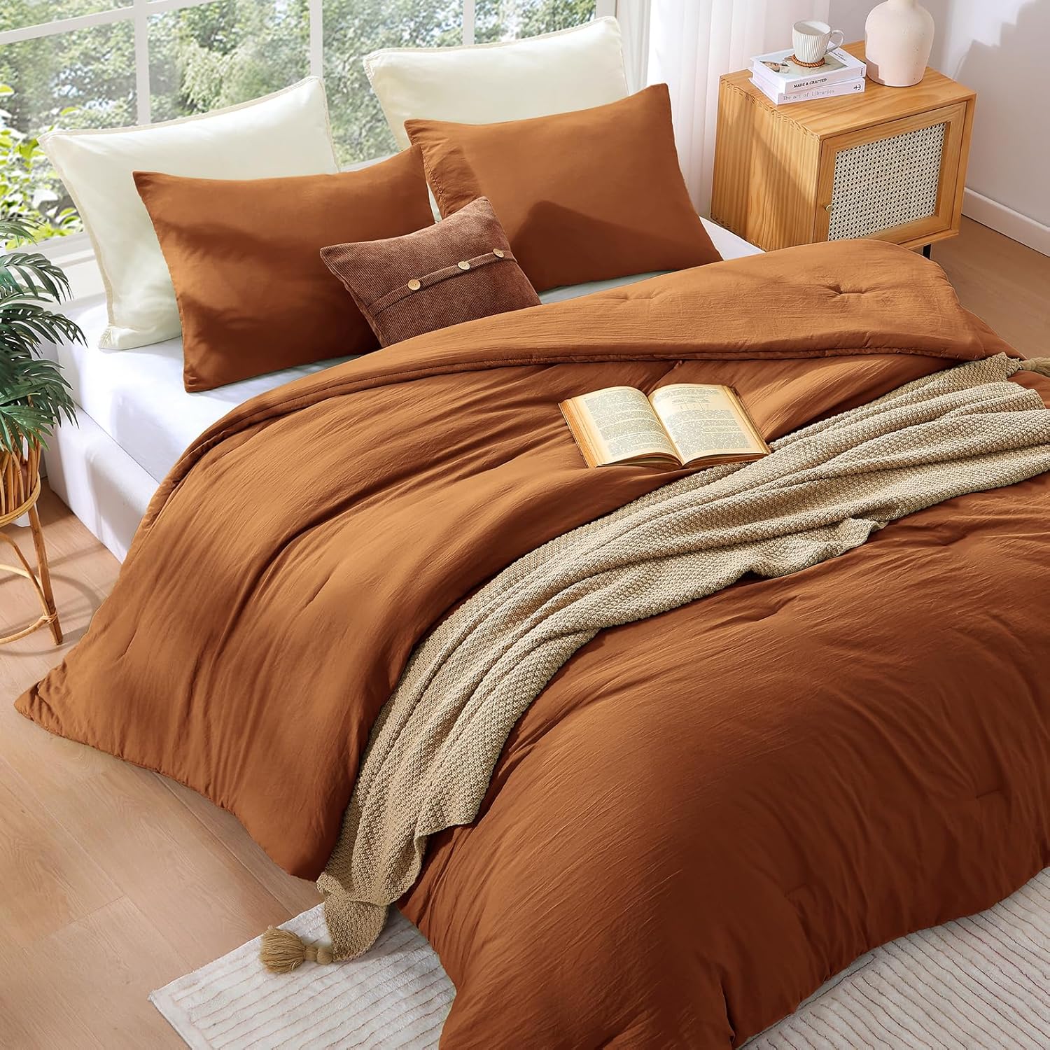 WRENSONGE King Size Comforter Set - 3 Pieces Prewashed Burnt Orange Soft Lightweight Bedding for All Seasons,Fluffy Down Alternative Comforter King Size with 2 Pillow Shams