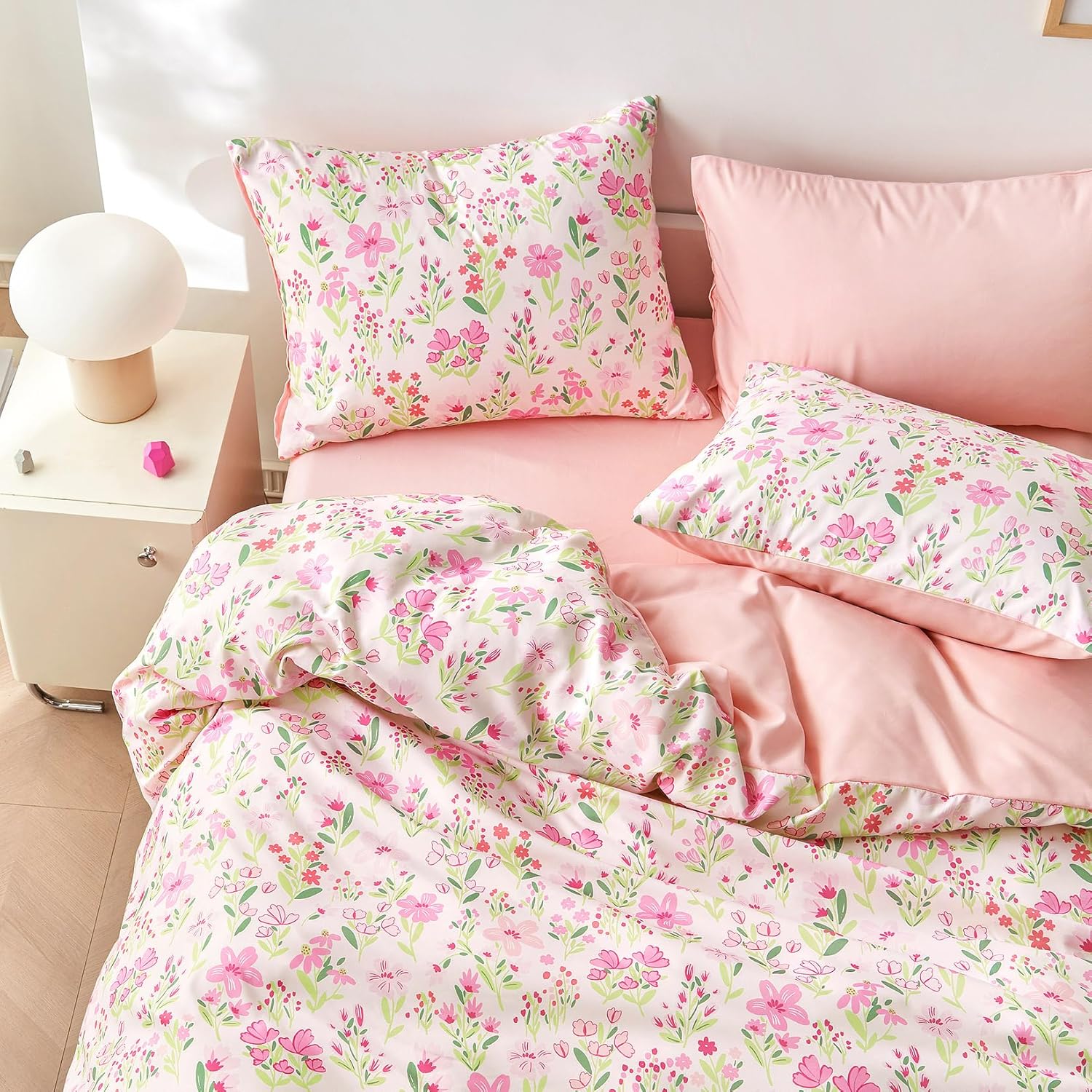Wake In Cloud - Floral Bedding Set for Girls, Cute Colorful Botanical Flowers Patterned Soft Lightweight Comforter Set with Sheets, 5 Pieces Kids Bed in a Bag, Light Pink, Twin Size