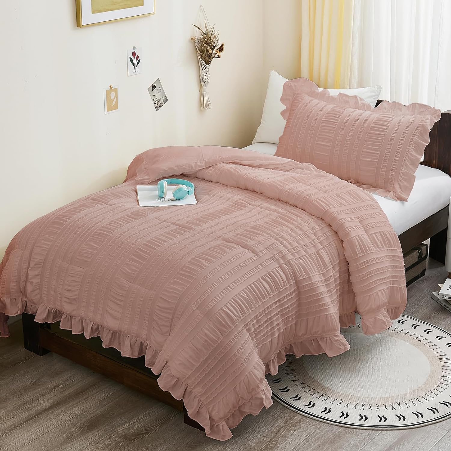 WONGS BEDDING White Queen Comforter Set,Boho Ruffle Comforter for Queen Bed,Soft Seersucker Shabby Chic Bedding Set with 1 Comforter,2 Tufted Pillowcases 90"×90"