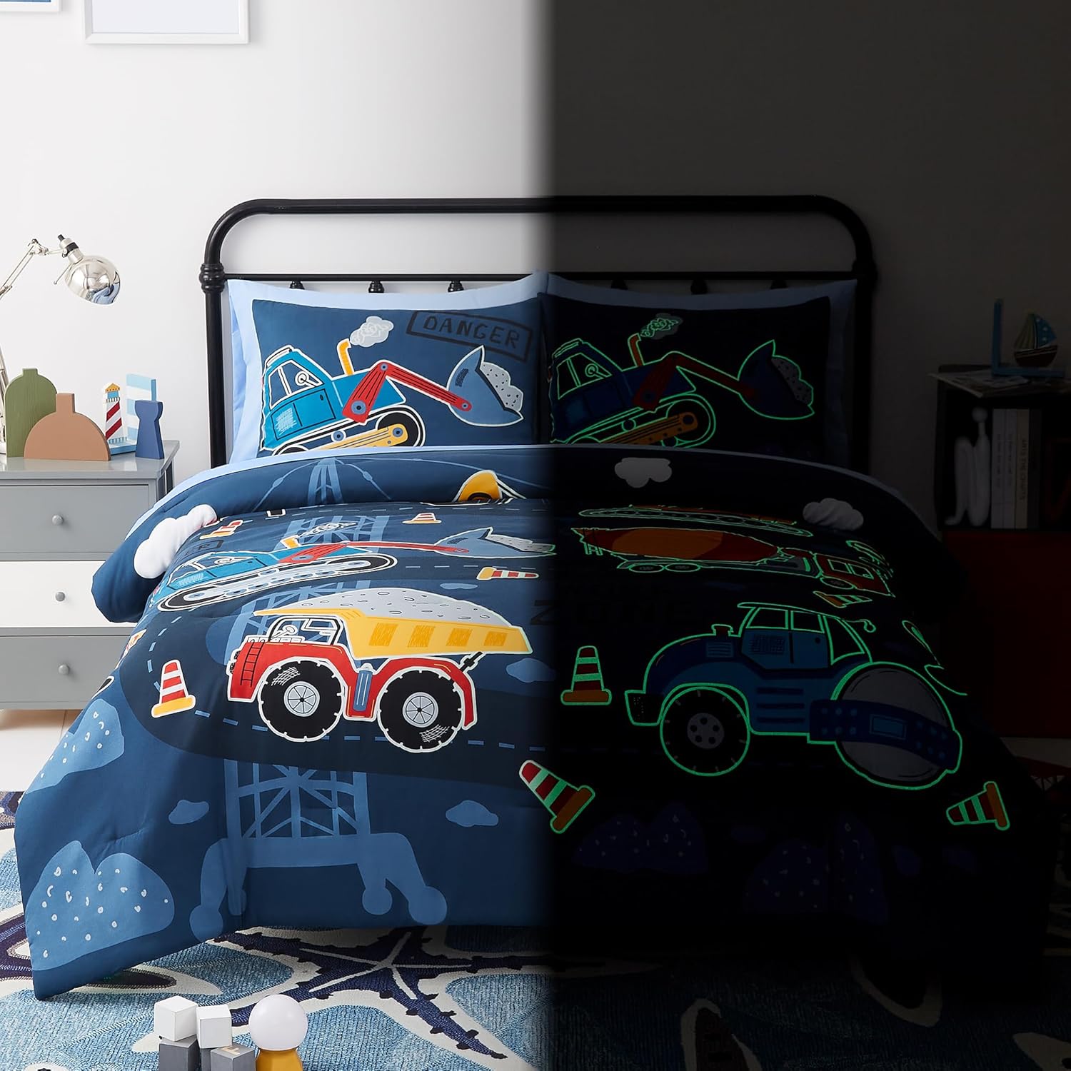 Twin Kids Comforter Set - 5 Pieces Twin Bedding Sets for Boys, Glow in The Dark Space Bed in A Bag with Sheets