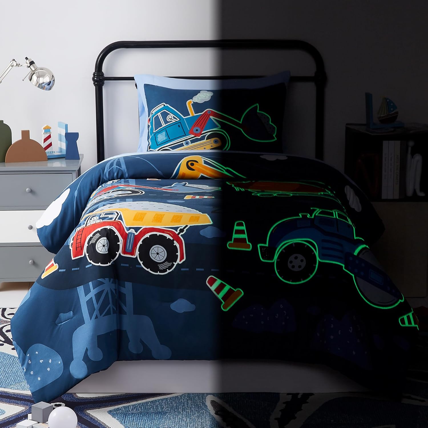 Twin Kids Comforter Set - 5 Pieces Twin Bedding Sets for Boys, Glow in The Dark Space Bed in A Bag with Sheets