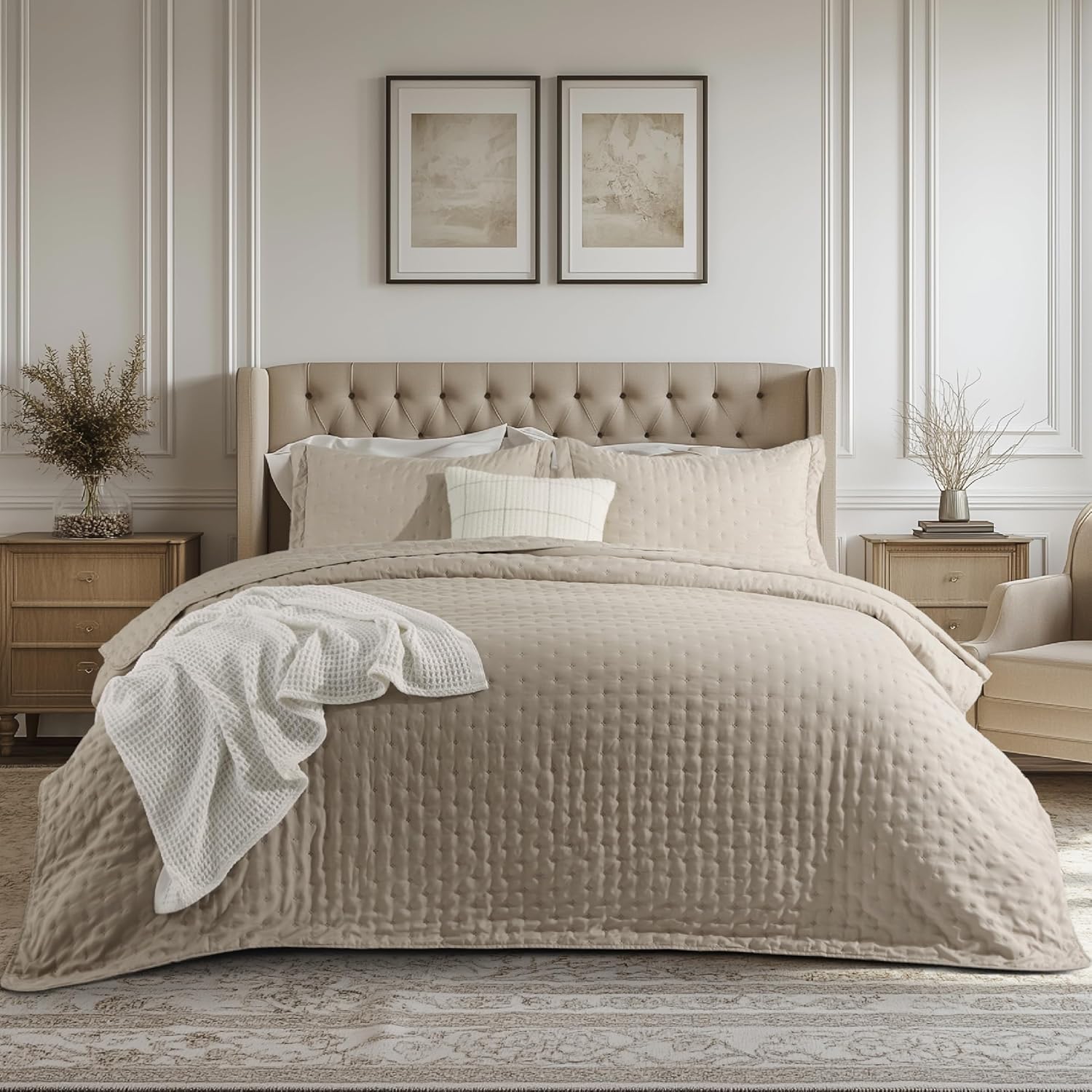 Bedsure Quilts Queen Size - Ultra Soft Quilt Bedding, White Bedspread Queen Size for Modern Bedroom, Lightweight All-Season Comforter, 90x96 Inch