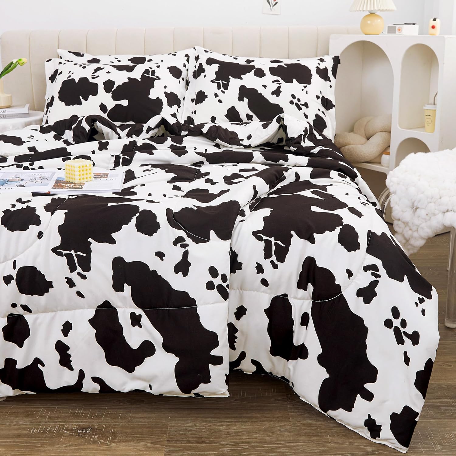 Viviland Kids Twin Bedding Sets for Girls, Boys Soft Twin Comforter Set with Sheets, 5 Pieces Microfiber Bed in a Bag, Cow Animal