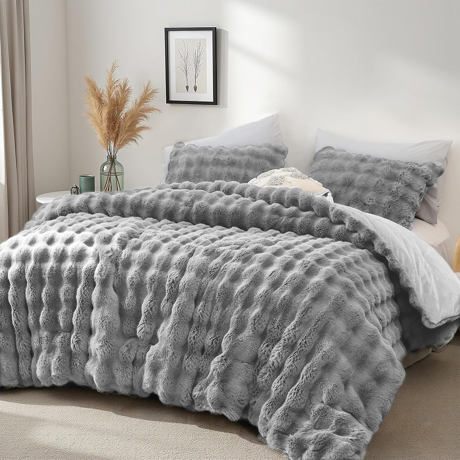 YIKUSH Light Gray Comforter Set King – Ultra Soft & Warm Faux Fur Comforter for Winter, Elegant Fluffy Comforter King Set with Pillowcases, Cozy Gray Bedding Set
