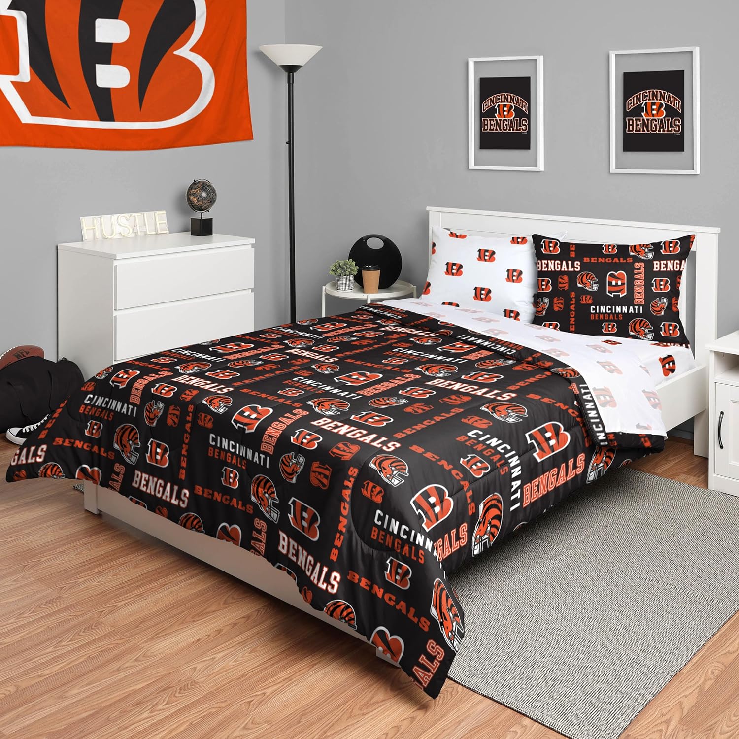 FOCO Unisex-Adult NFL Team Logo Bed in a Bag Comforter, Sheets, Pillow Cases Bedding 5-Piece Set