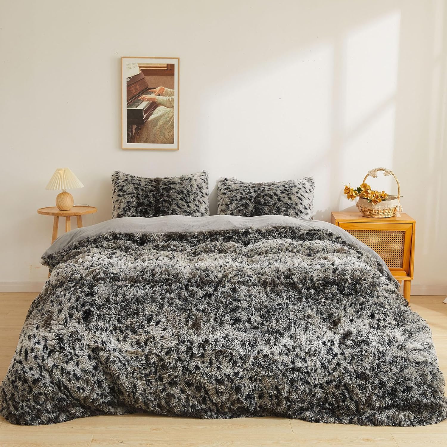 XeGe Cheetah Print Fluffy Faux Fur Duvet Cover Set, 3 Pieces Soft Plush Shaggy Fuzzy Bedding Set(1 Faux Fur Leopard Print Comforter Cover + 2 Furry Pillowcases), Zipper Closure(Queen, Brown)
