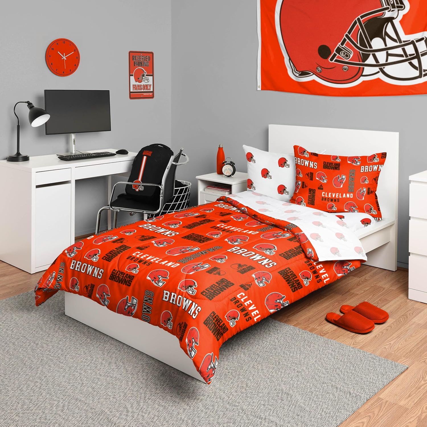 FOCO Unisex-Adult NFL Team Logo Bed in a Bag Comforter, Sheets, Pillow Cases Bedding 5-Piece Set
