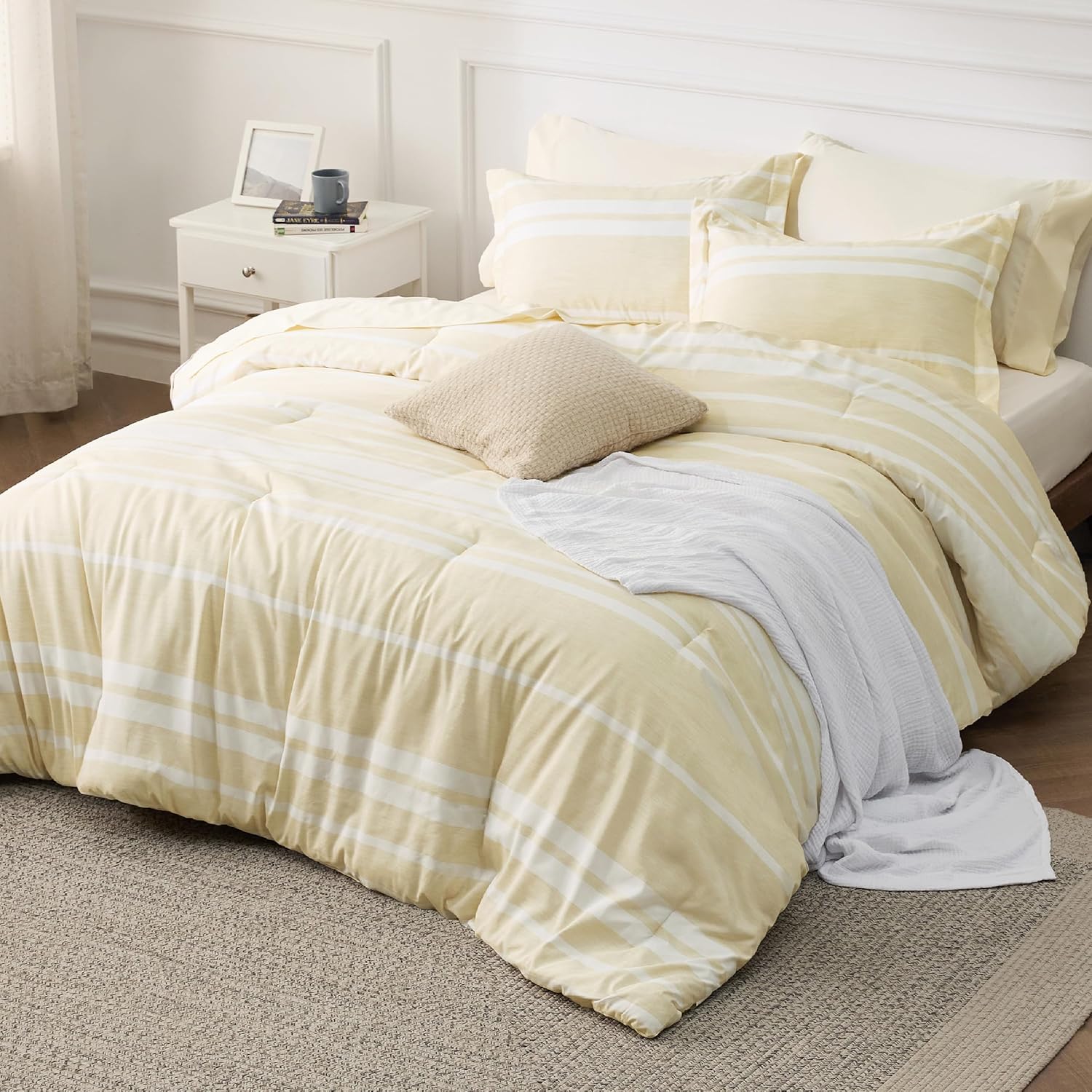 Bedsure Queen Comforter Set 7 Pieces, Blue Striped Bedding Set for All Seasons, Reversible, Cationic Dyeing Bed in a Bag with Comforter, Sheets, Pillowcases & Shams