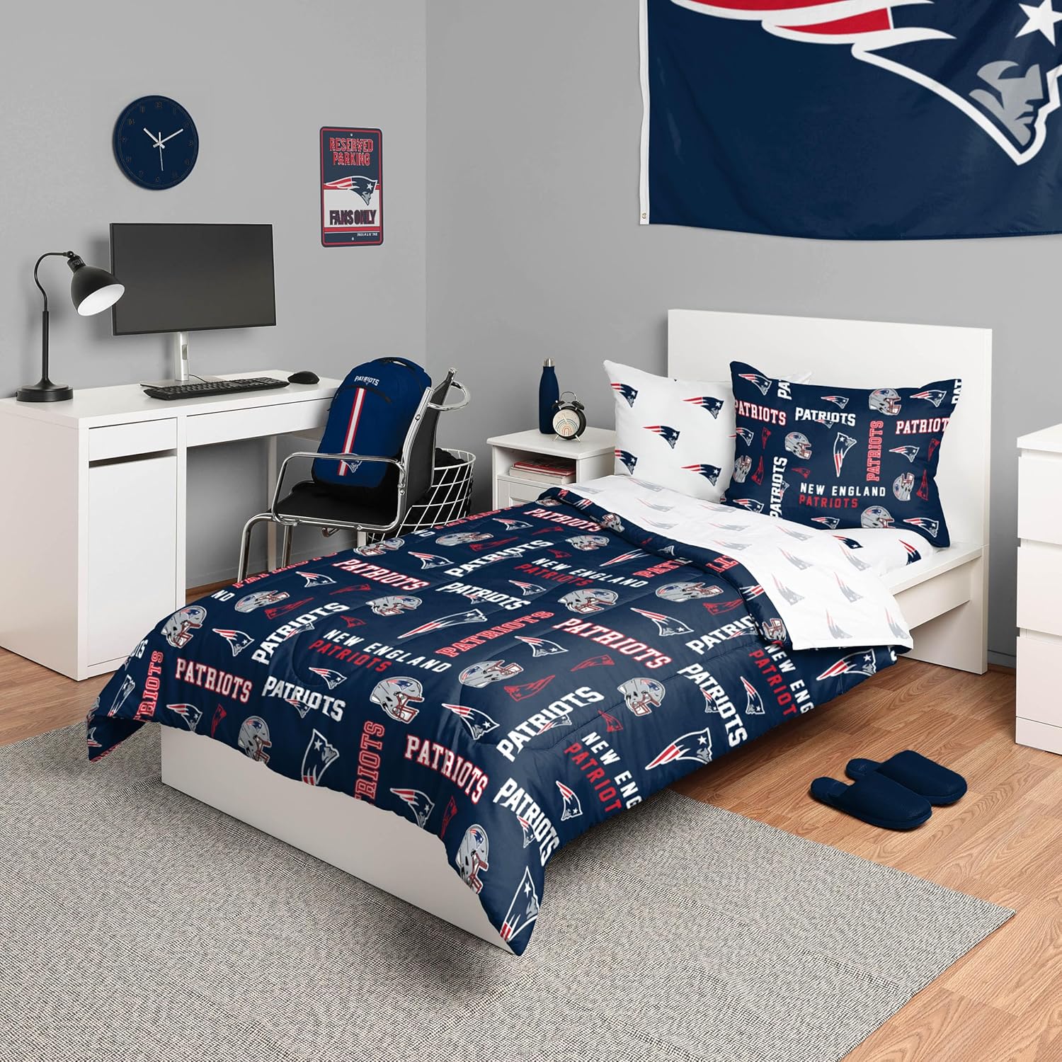FOCO Unisex-Adult NFL Team Logo Bed in a Bag Comforter, Sheets, Pillow Cases Bedding 5-Piece Set