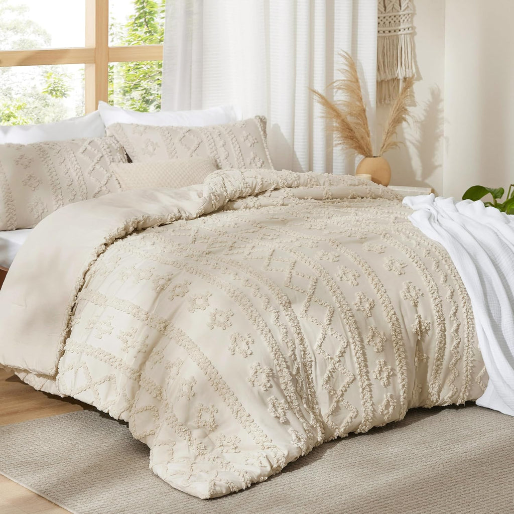 Bedsure Tufted Boho Comforter Set Queen Size - Beige Boho Bed Set, GentleSoft™ 3 Pieces Farmhouse Shabby Chic Embroidery Bedding, Gifts for Woman, Soft Jacquard Queen Comforter for All Seasons