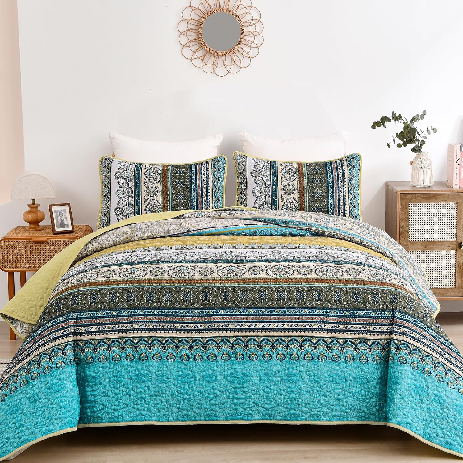 WONGS BEDDING Bohemian Quilt Set King Size, Boho Striped Printed Bedding Bedspread Coverlet Set for All Season, Lightweight Microfiber Quilts with 2 Pillowcases 104"x90" (3 Pieces, Colorful)