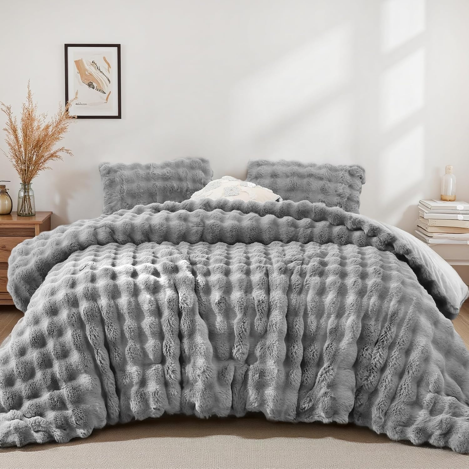 YIKUSH Light Gray Comforter Set King – Ultra Soft & Warm Faux Fur Comforter for Winter, Elegant Fluffy Comforter King Set with Pillowcases, Cozy Gray Bedding Set