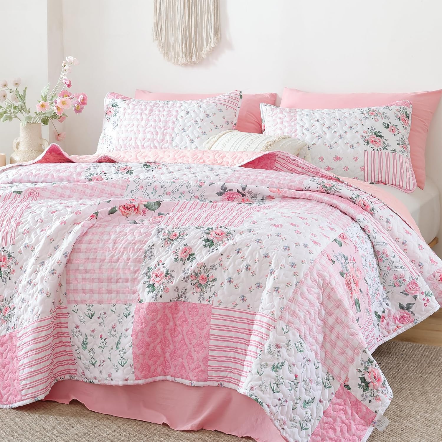 YIKUSH Quilt Sets Queen Size Floral Quilt Set 3 Pieces Bedding Set Bedspreads Pink Comforter Blanket with 2 Pillow Cases- Ultra Soft Floral Coverlet with Printed Pattern 90in.x 90in