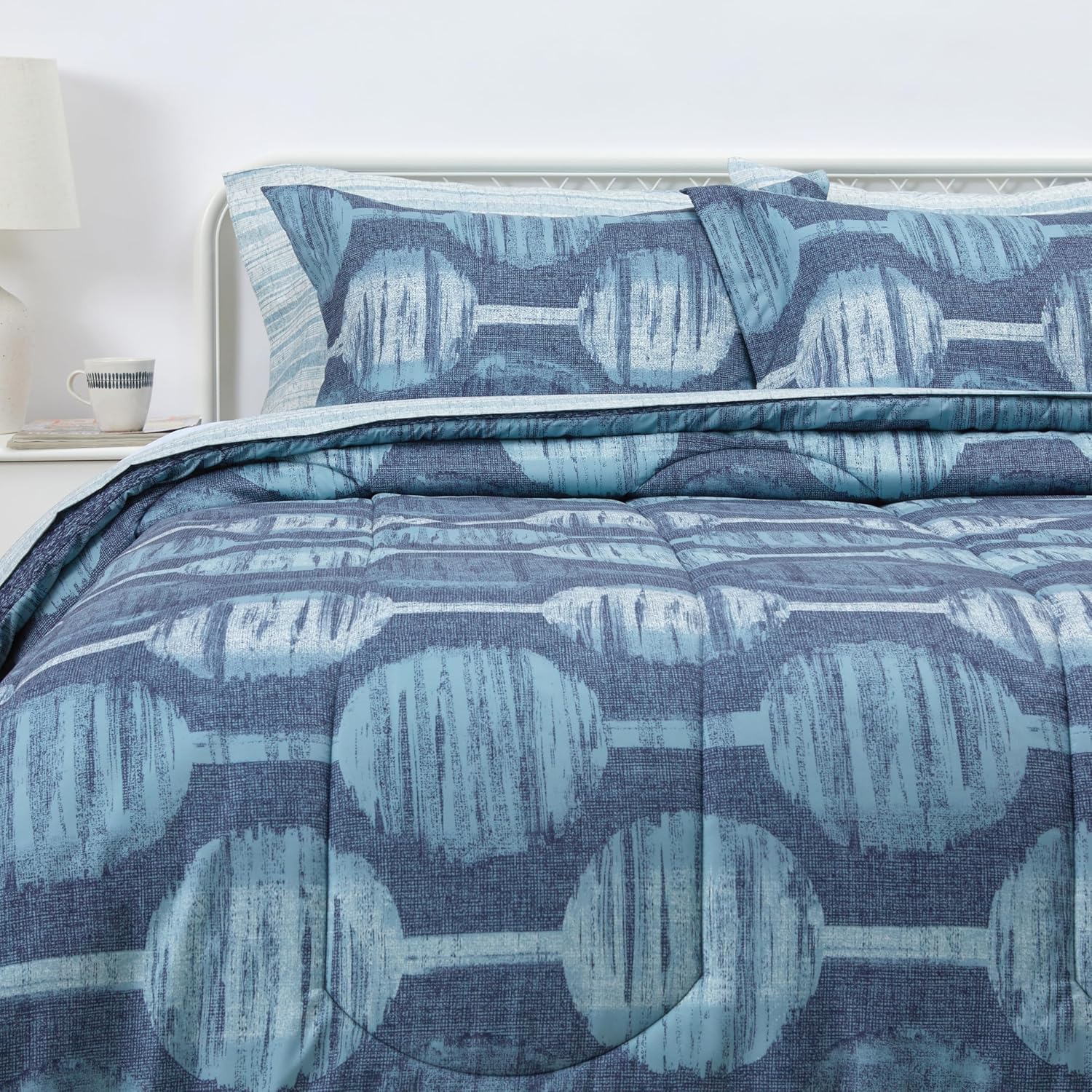 Amazon Basics Full/Queen Comforter Set with Sheets, 7-Piece Blue Calvin Striped Bedding, Lightweight Microfiber Bed-in-a-Bag