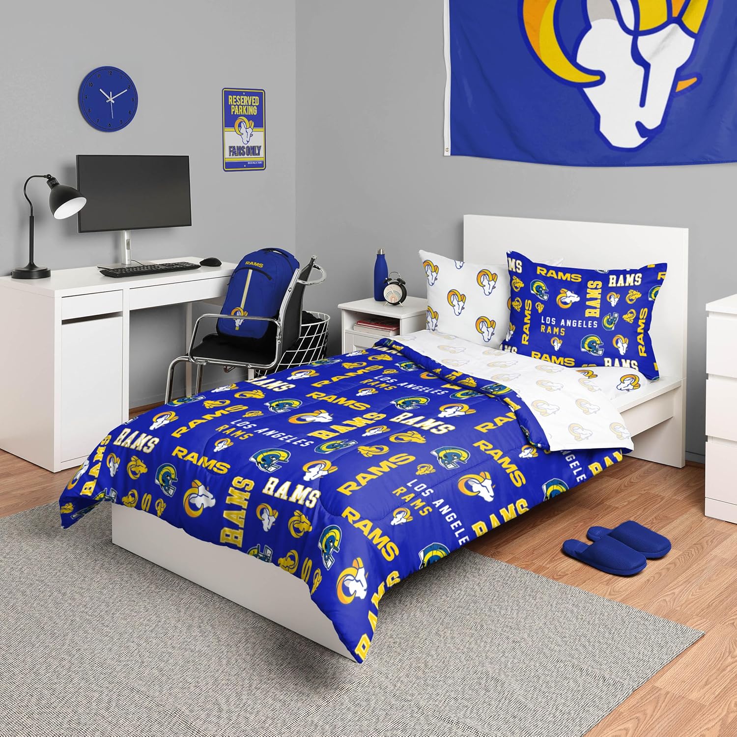 FOCO Unisex-Adult NFL Team Logo Bed in a Bag Comforter, Sheets, Pillow Cases Bedding 5-Piece Set
