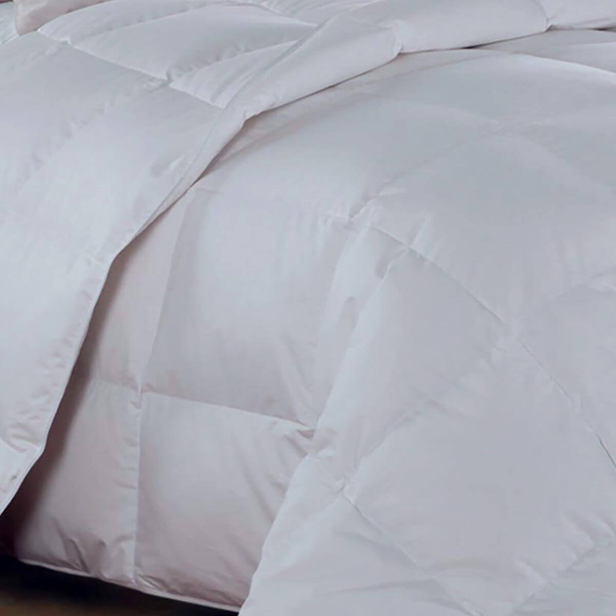 Egyptian Cotton Lightweight Down Comforter – Solid Sateen