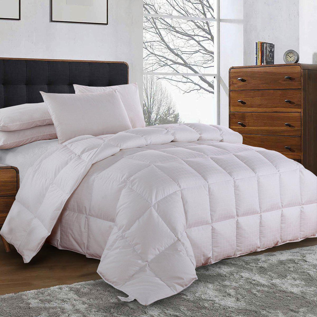 Egyptian Cotton Lightweight Down Comforter – Dobby Cotton